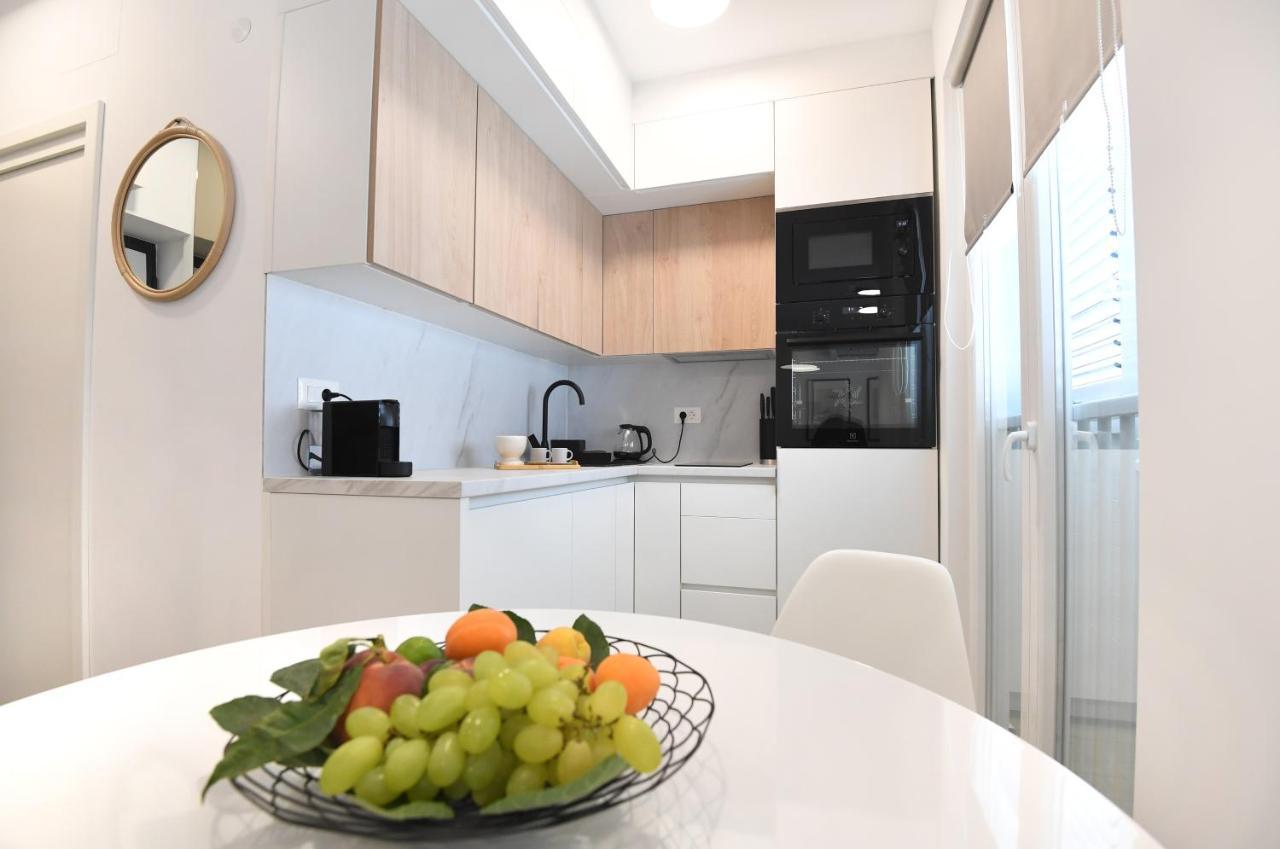 Consul Apartment - Zadar City Center Екстериор снимка